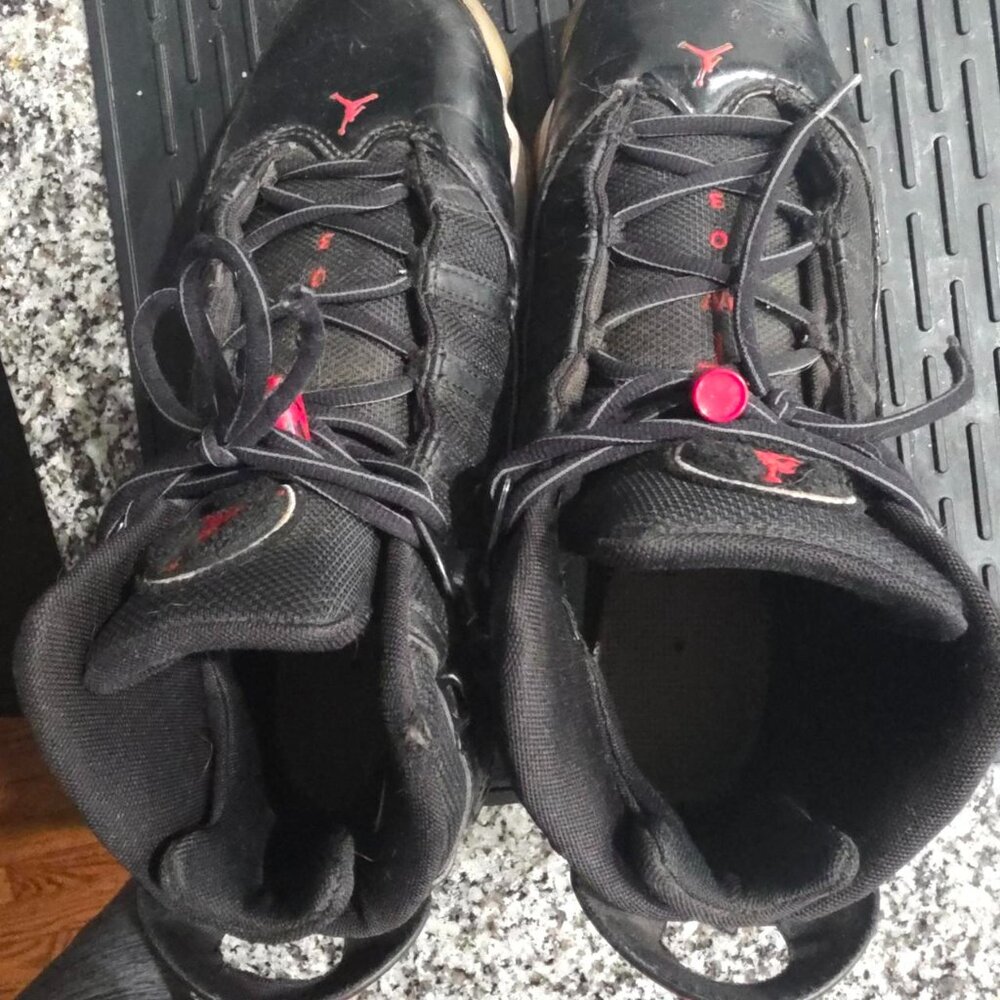 Jordan 6 rings black and red